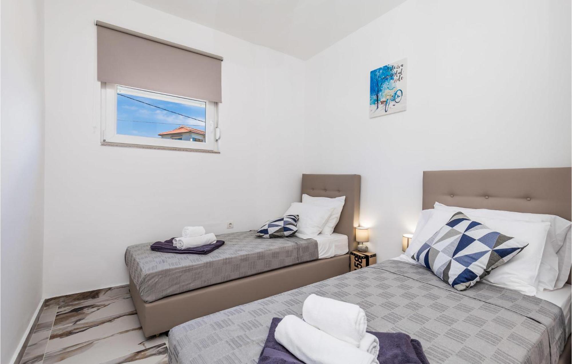 2 Bedroom Amazing Apartment In Rijeka Exterior photo