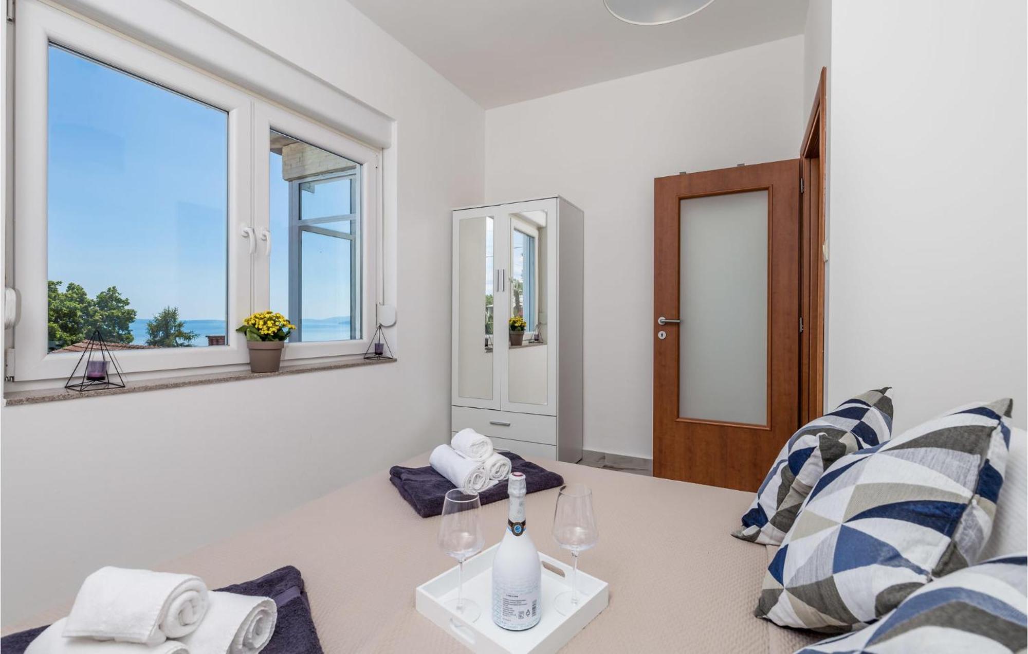 2 Bedroom Amazing Apartment In Rijeka Exterior photo
