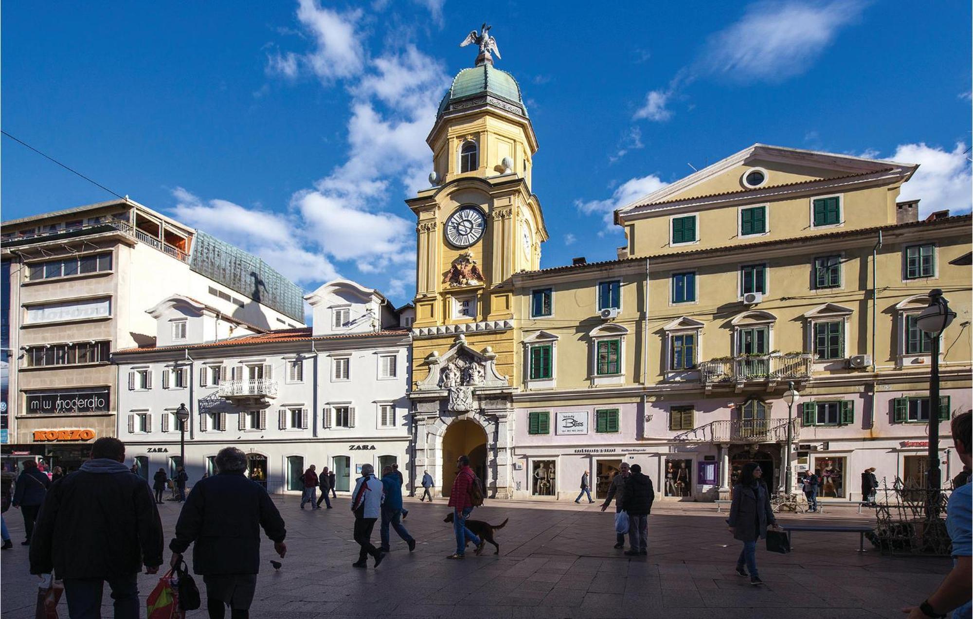 2 Bedroom Amazing Apartment In Rijeka Exterior photo